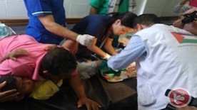 In Photos: Palestinian Medics Treat Earthquake Victims in Ecuador