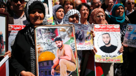 Israel Mulls Bringing in Foreign Doctors to Force-feed Palestinian Hunger Strikers