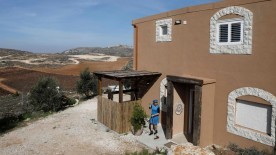 Israel Reacts With Anger to Airbnb Removing Rental Listings in West Bank Settlements