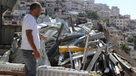 Jerusalem: Palestinian man resists Israel order to self-demolish home