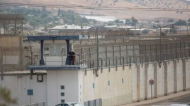 Israel lashes out against Palestinian prisoners after Gilboa Prison breakout, arrests family