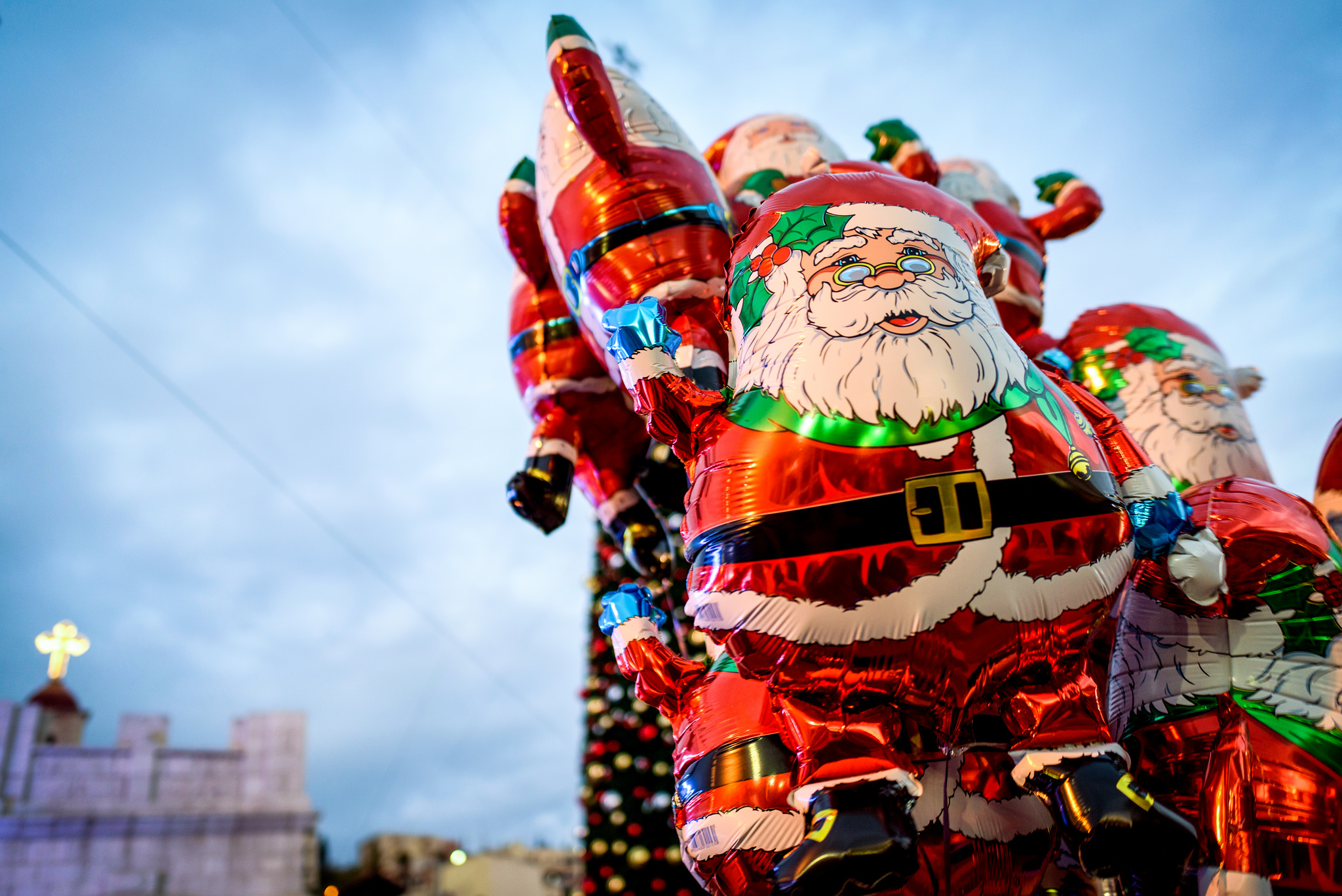 Santa Claus balloons, Nazareth